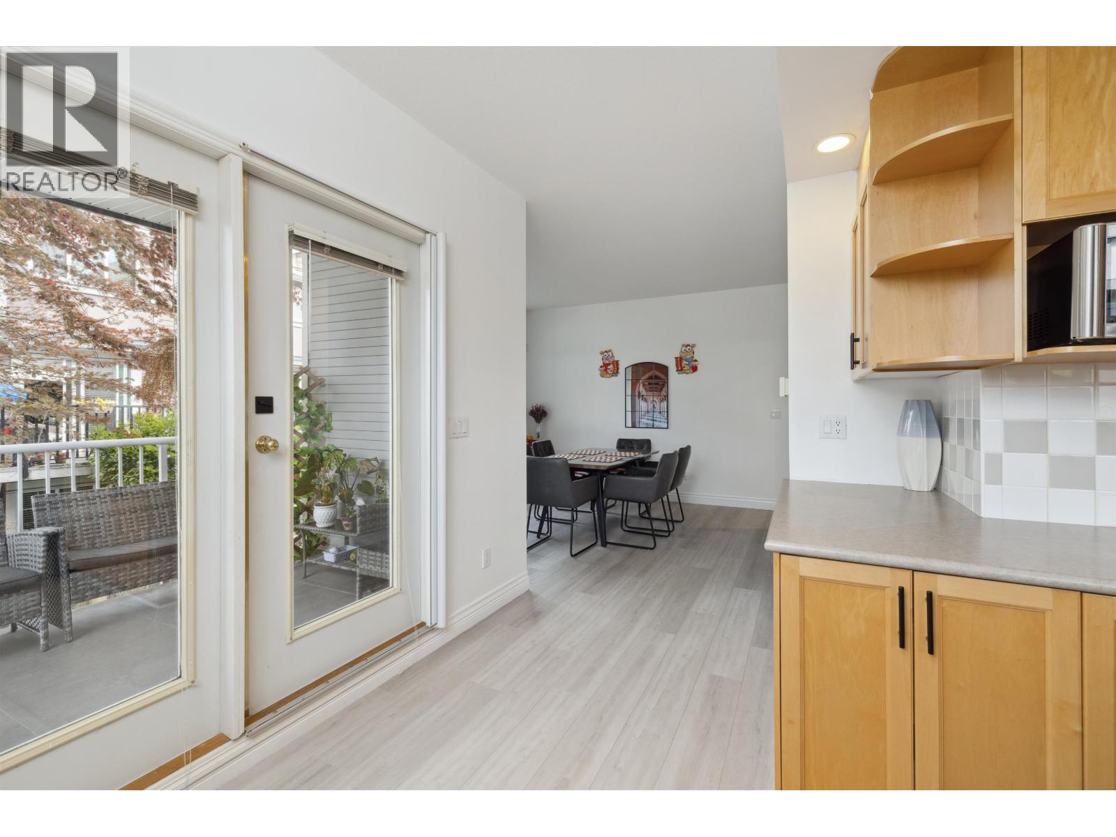 #12-4111 GARRY Street, Richmond