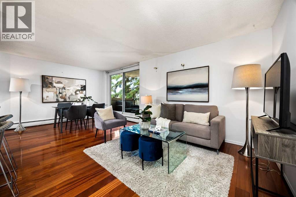 Single Family House for Sale in   Cedar Crescent SW Spruce Cliff Calgary 