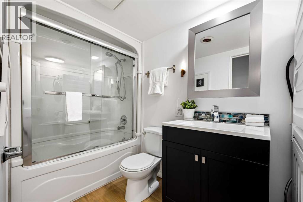 Single Family House for Sale in   Cedar Crescent SW Spruce Cliff Calgary 