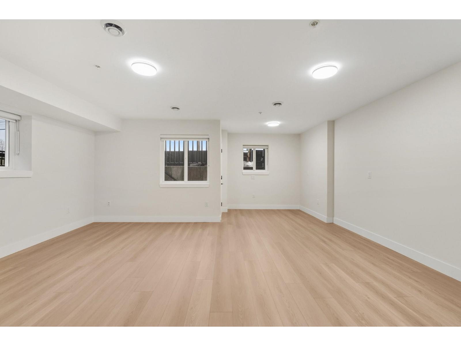 House in Mission - Image 13