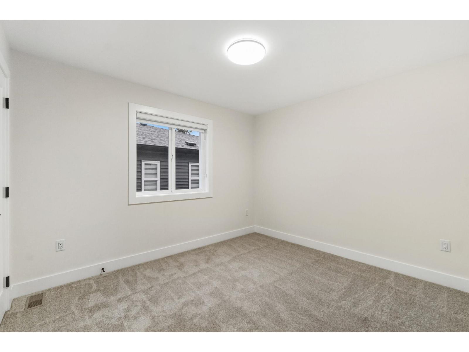 House in Mission - Image 17