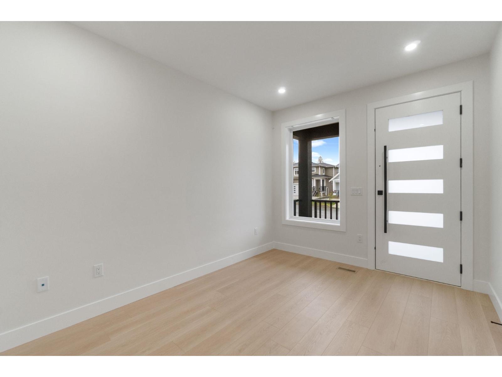 House in Mission - Image 36