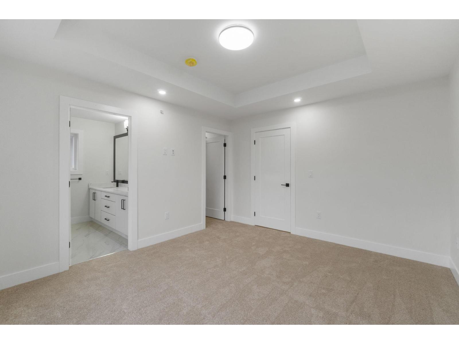 House in Mission - Image 26