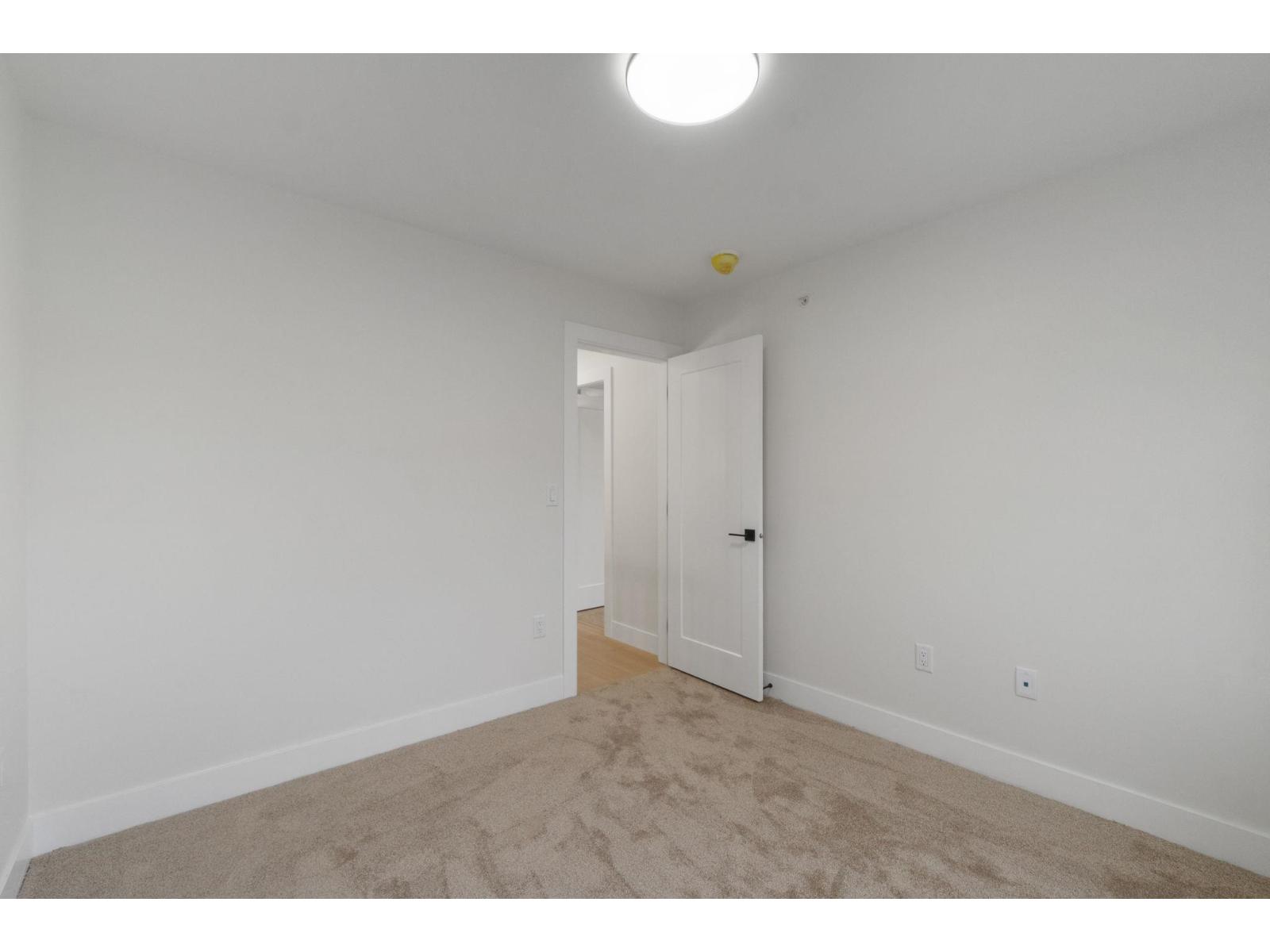 House in Mission - Image 28