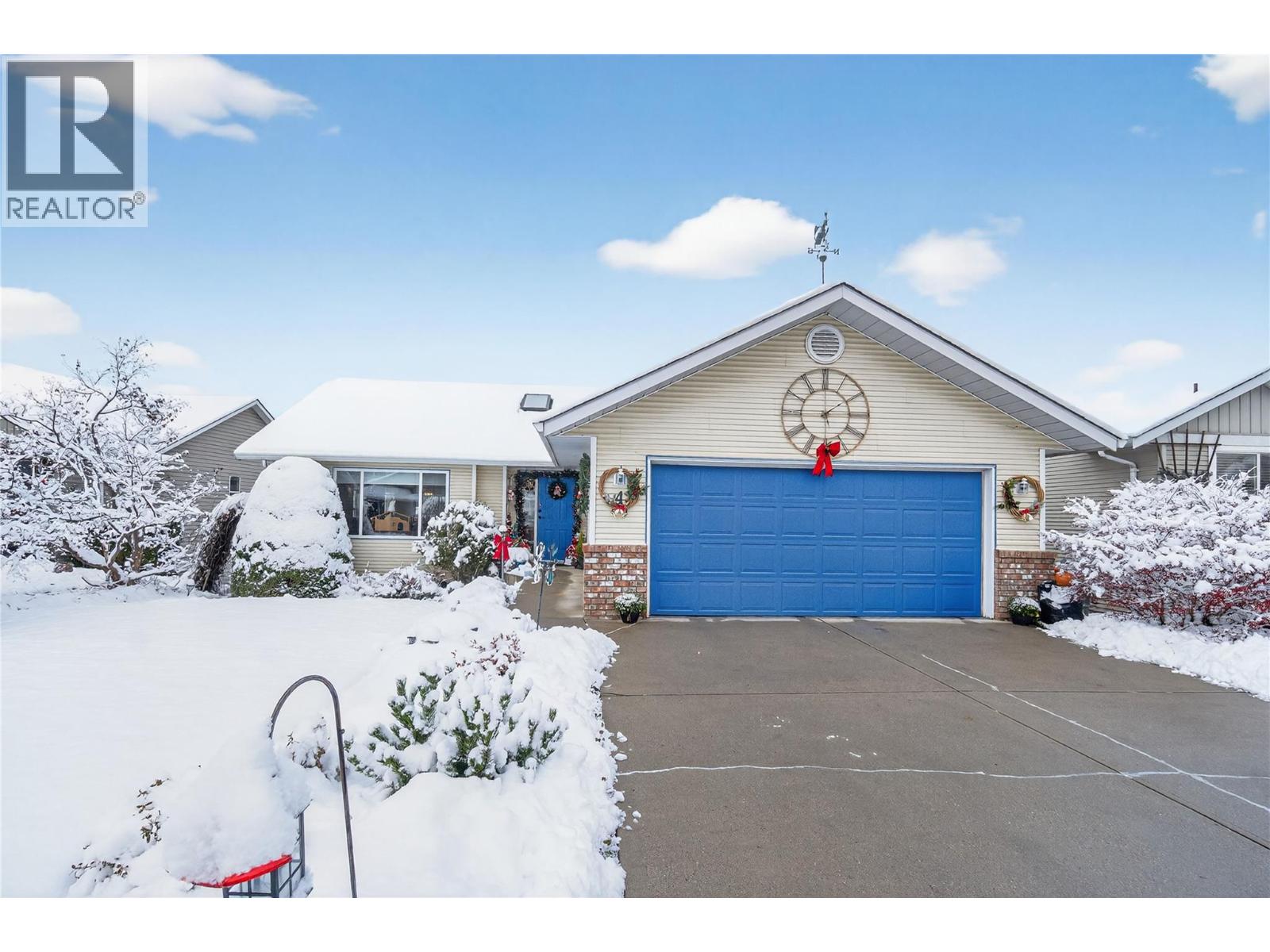 4 801 20th Street Northeast, Salmon Arm