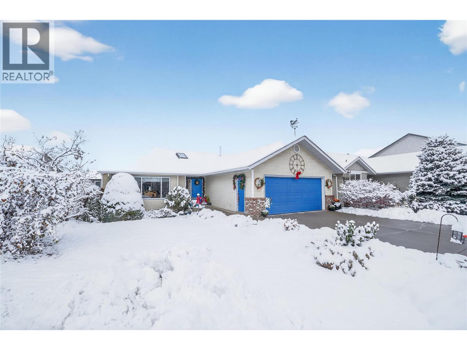 4 801 20th Street Northeast, Salmon Arm