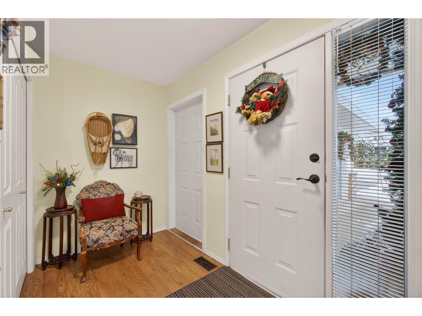 4 801 20th Street Northeast, Salmon Arm