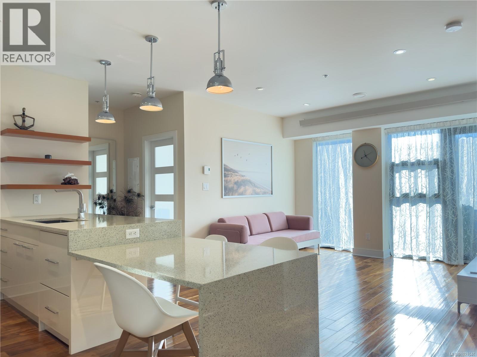 N312 1105 Pandora Ave, Victoria