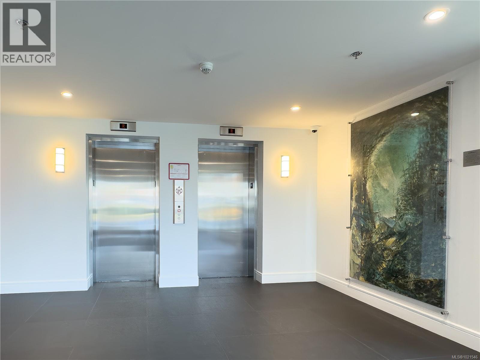 N312 1105 Pandora Ave, Victoria