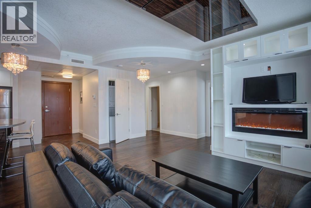 Multi-family House for Sale in N/A   Street SE Chinatown Calgary 