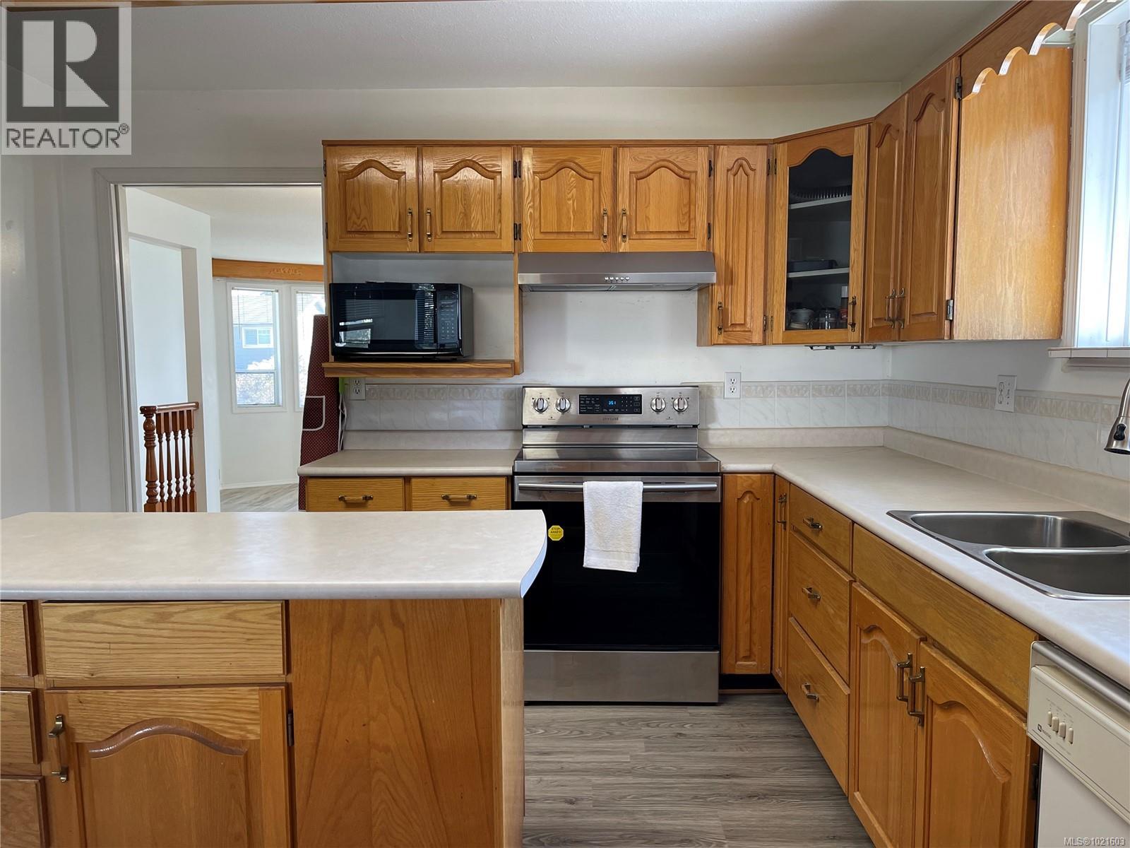 3631 Grieve Rd, Port Alberni