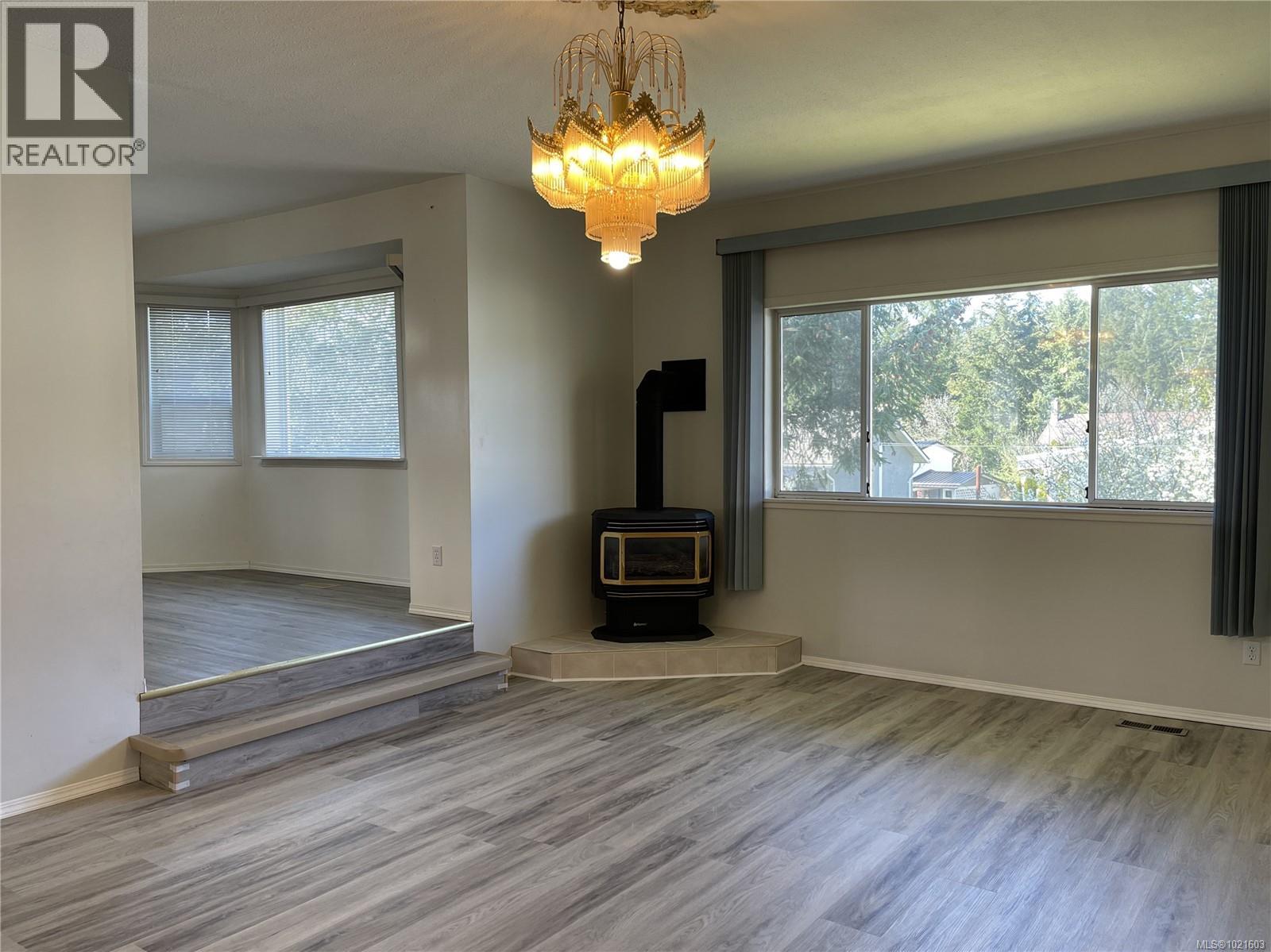 3631 Grieve Rd, Port Alberni