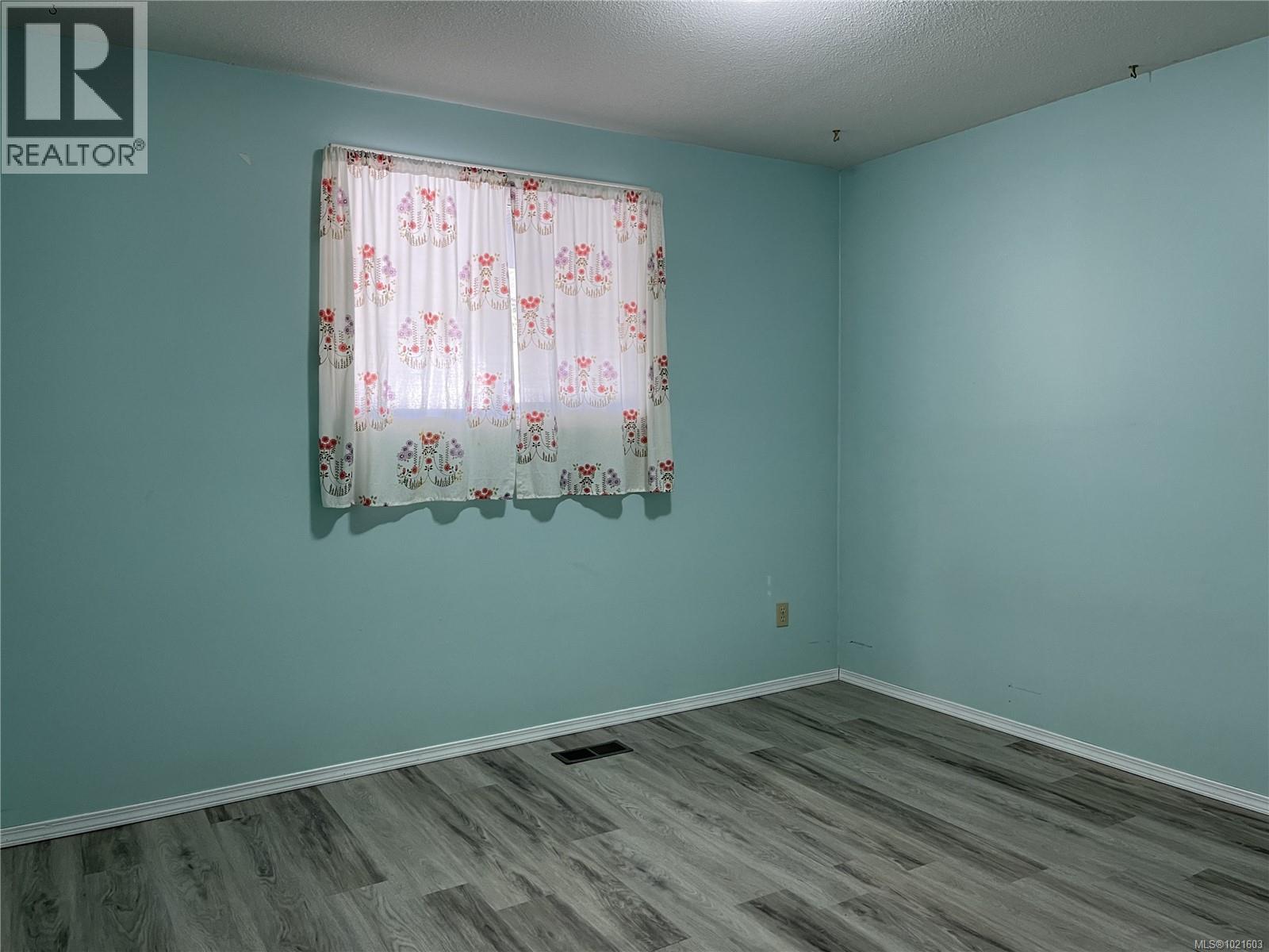 3631 Grieve Rd, Port Alberni