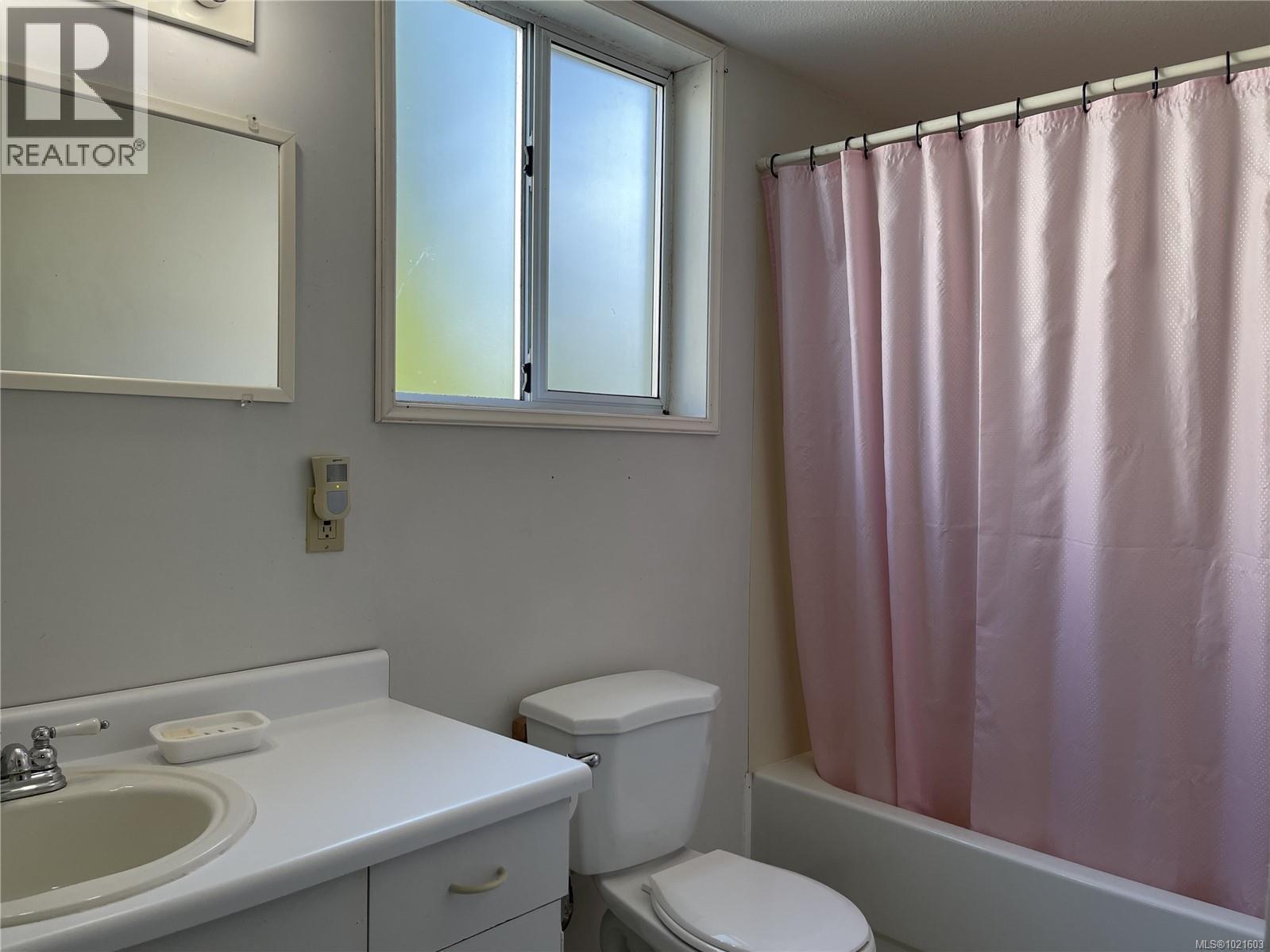 3631 Grieve Rd, Port Alberni