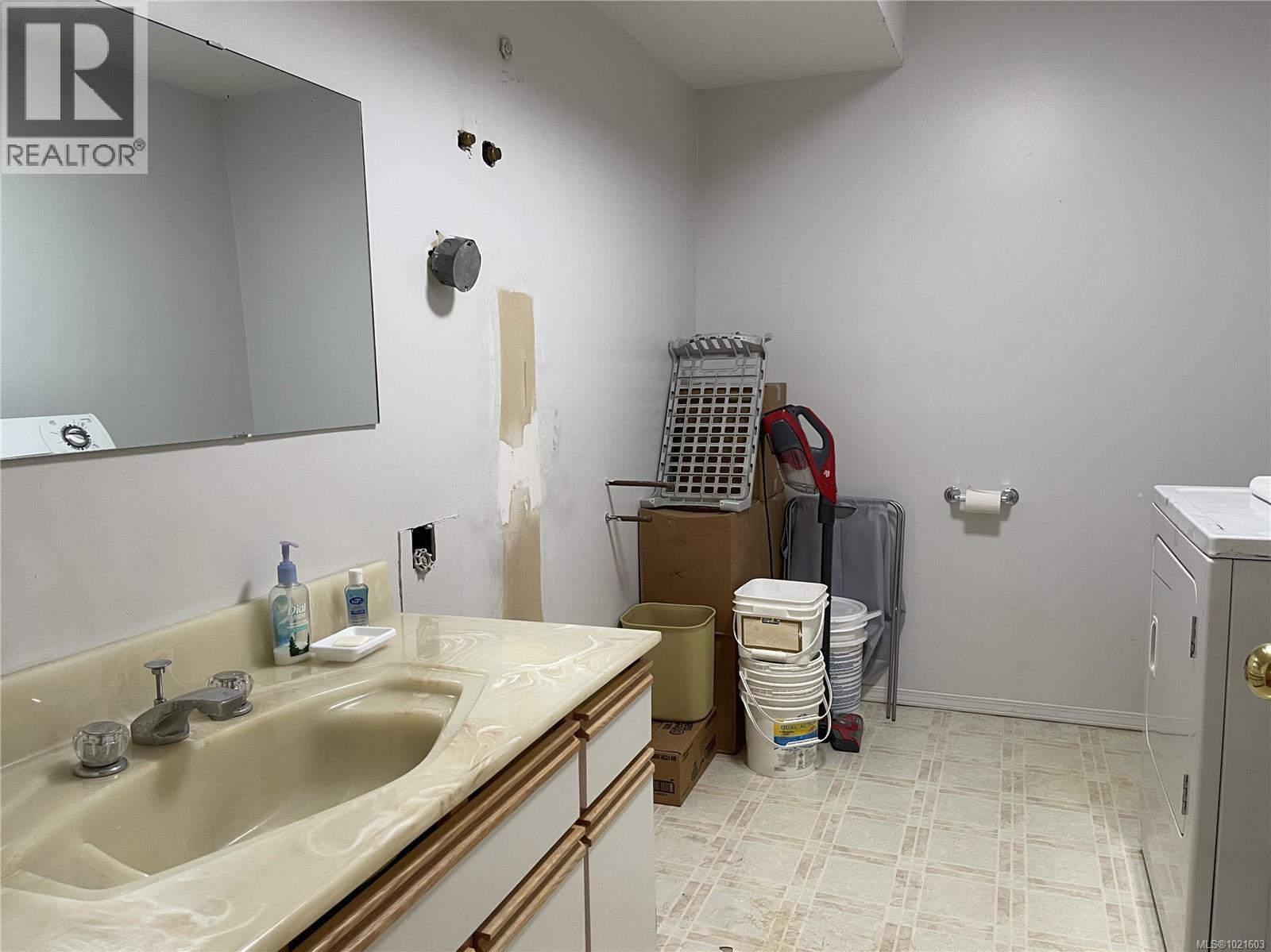 3631 Grieve Rd, Port Alberni