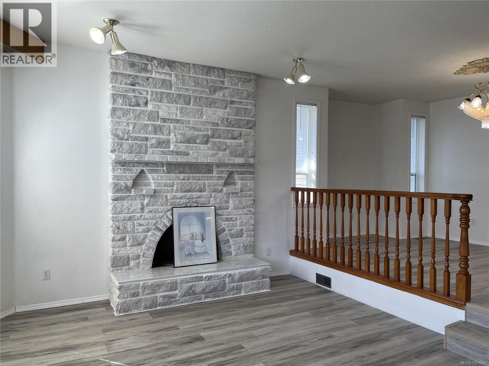 3631 Grieve Rd, Port Alberni