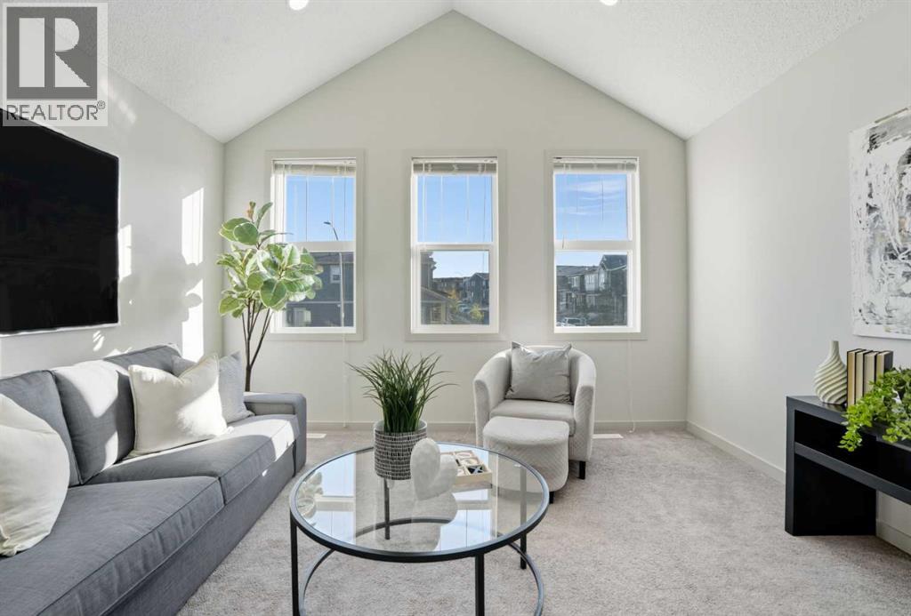 Single Family House for Sale in  Evanscrest Way NW Evanston Calgary 