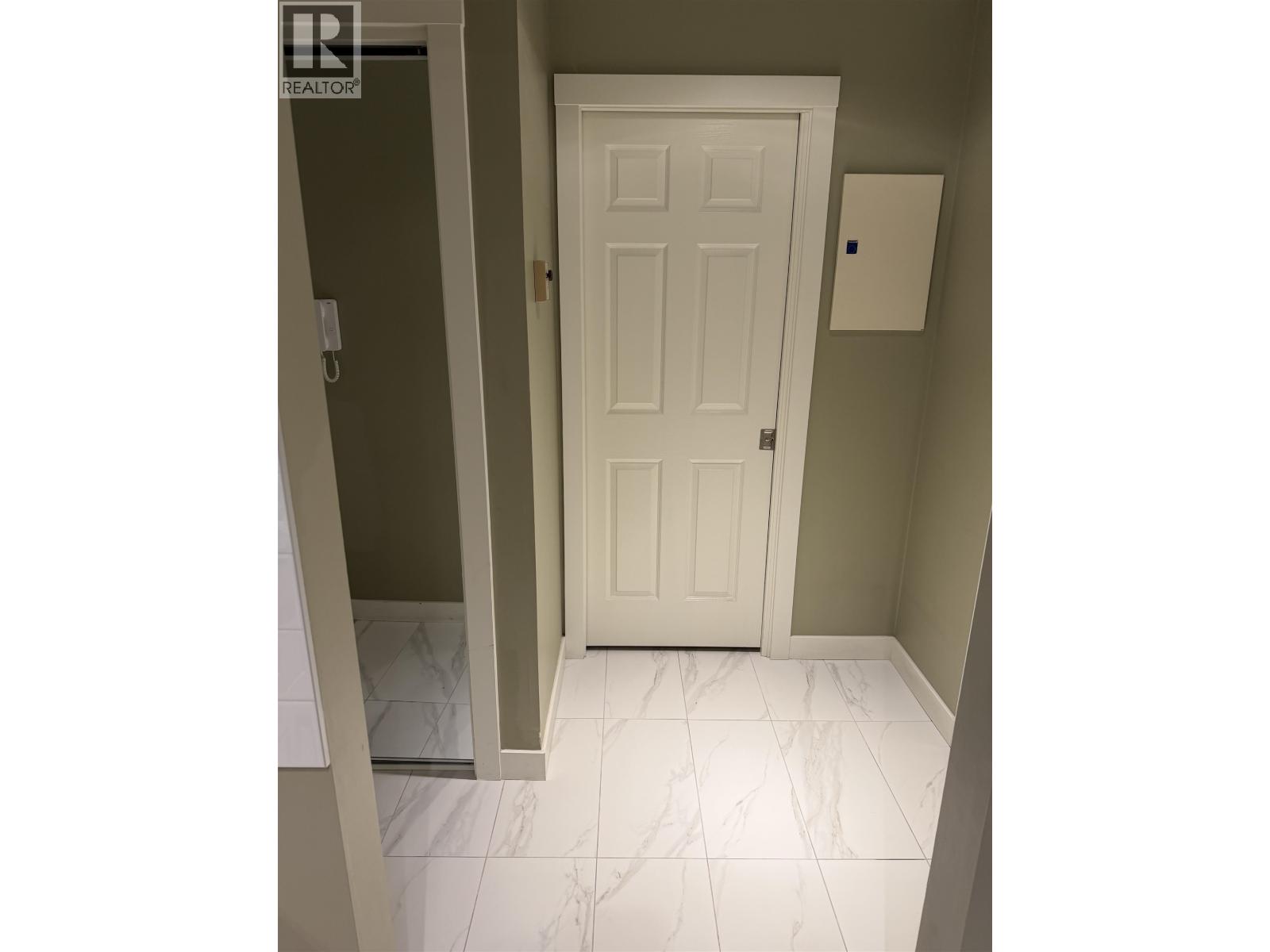 328 7480 ST. ALBANS Road - photo 2