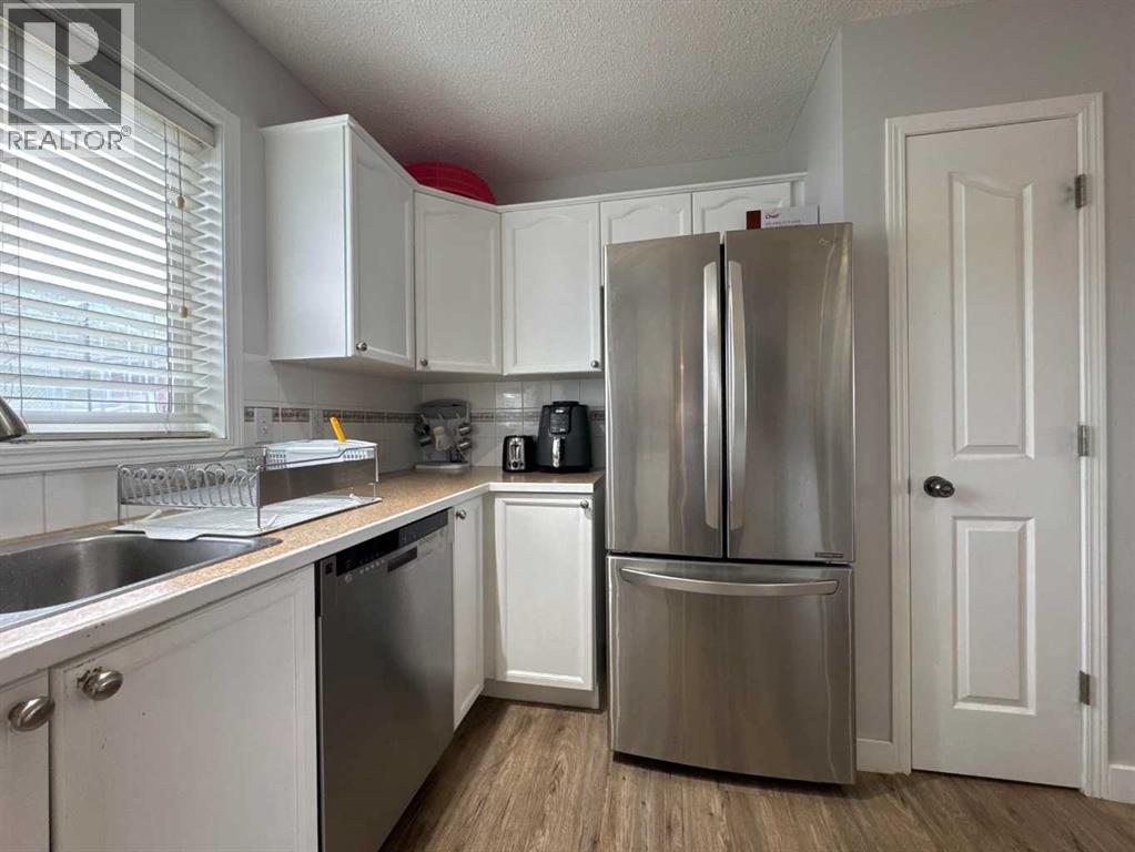 304 Ross Avenue, Cochrane