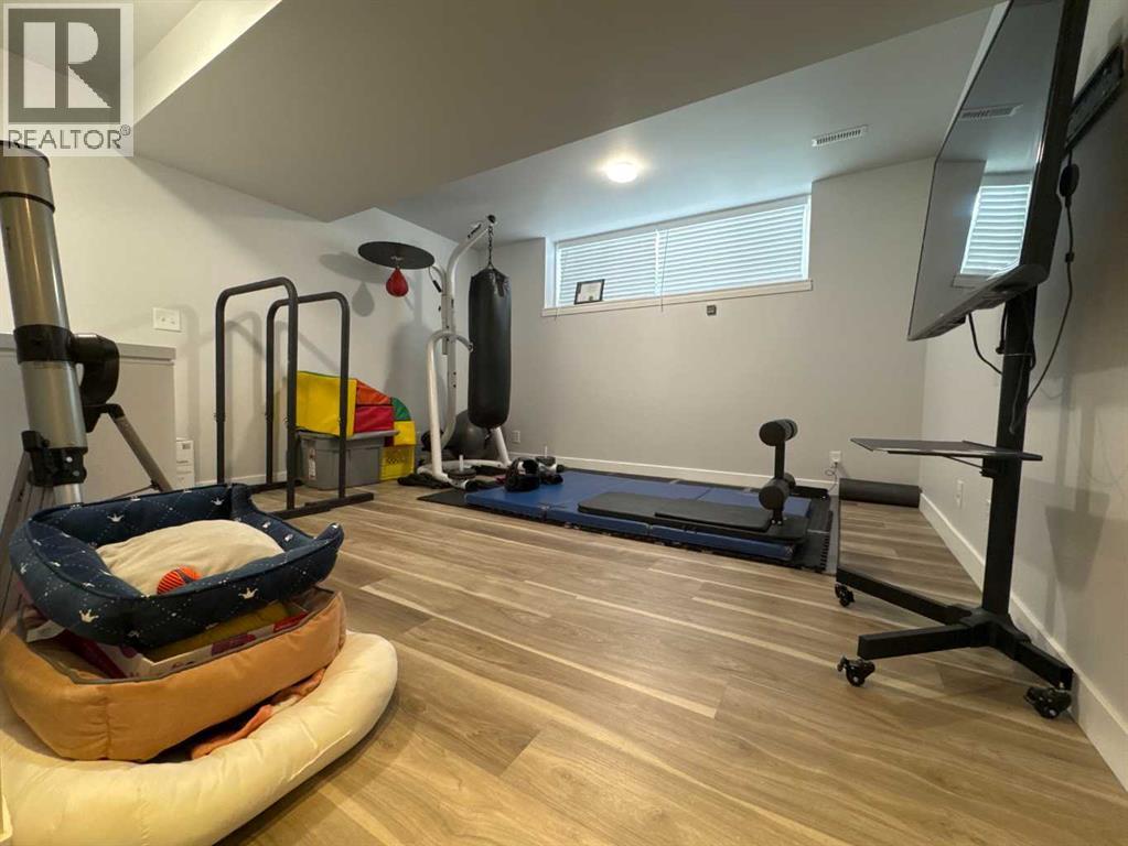 304 Ross Avenue, Cochrane