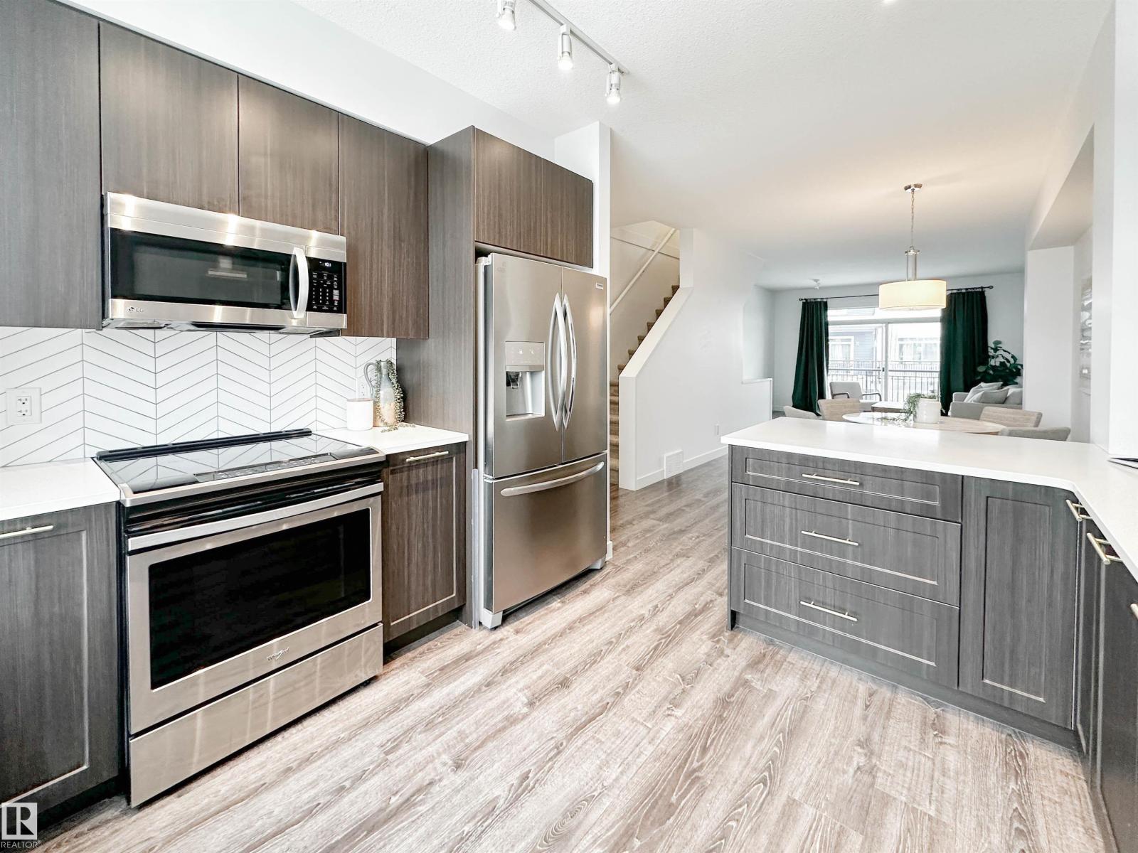 #14 100 Jensen BV, St. Albert