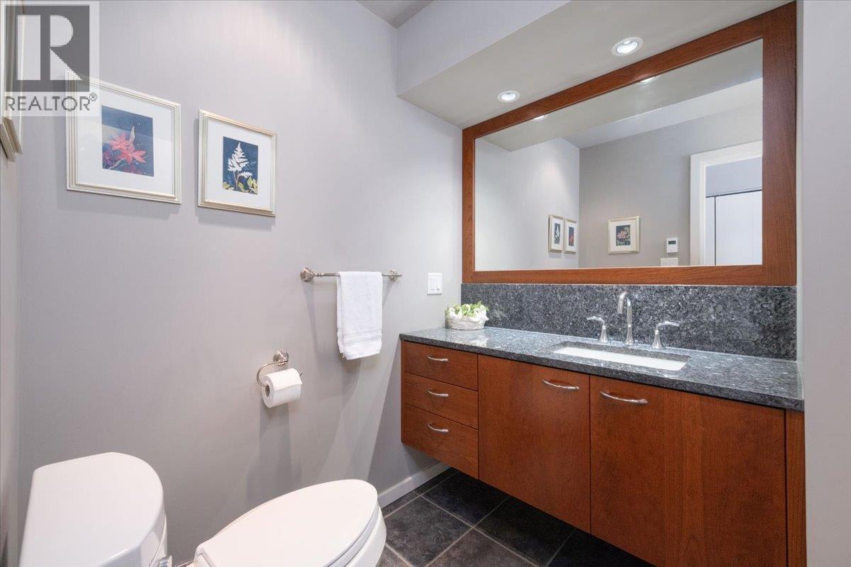 2864 BUSHNELL PLACE, North Vancouver