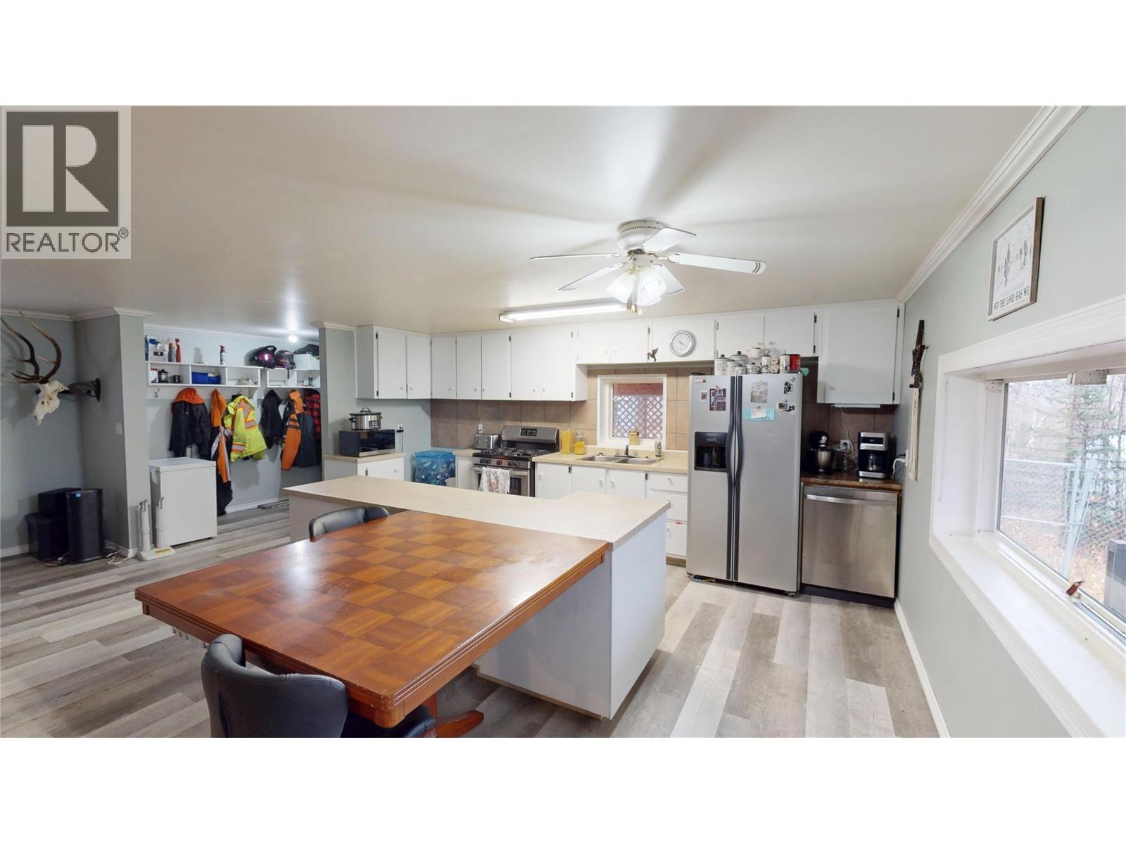 6016 Westall Subdivision, Chetwynd