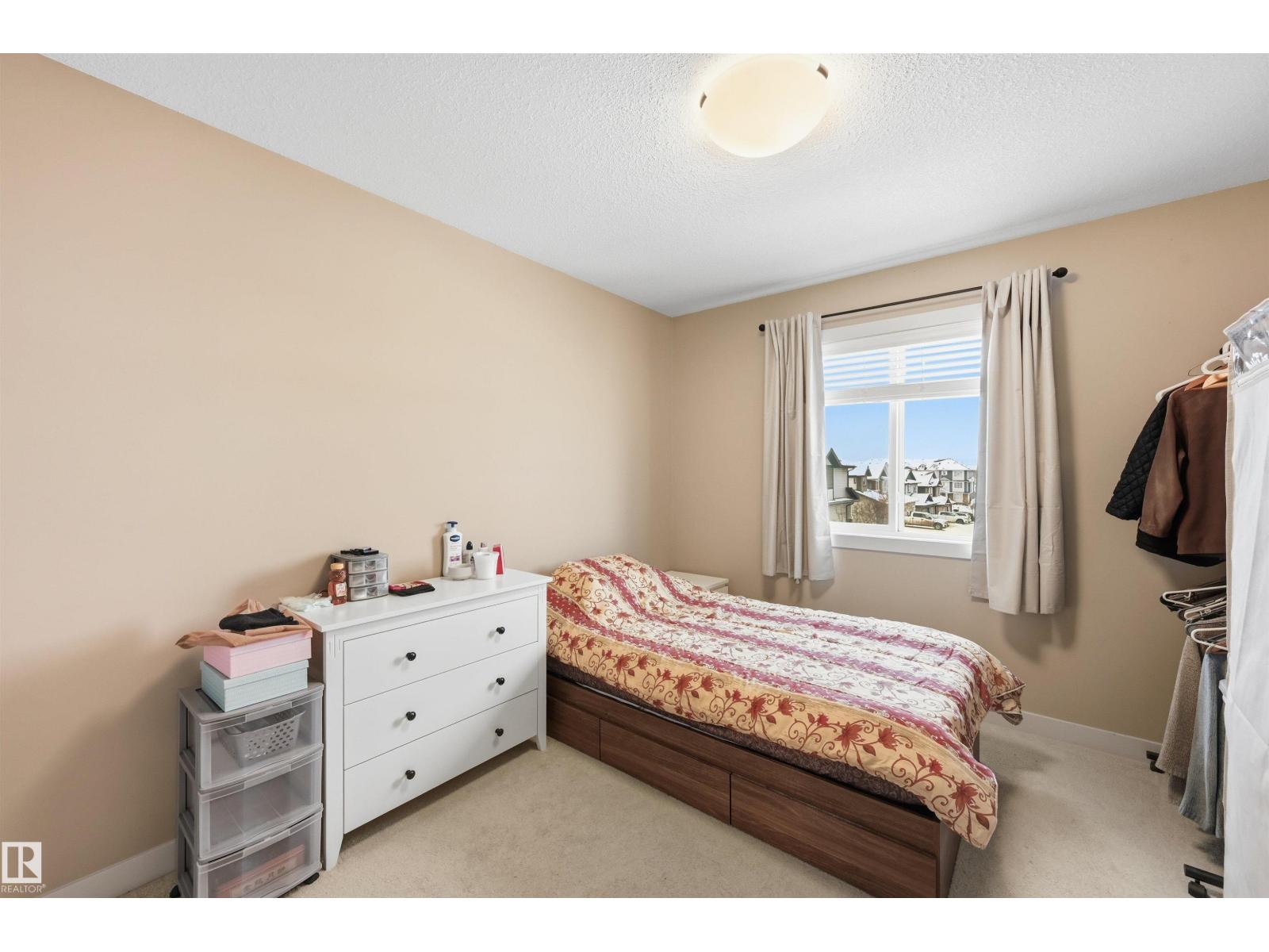 140 AXBRIDGE GA, Sherwood Park