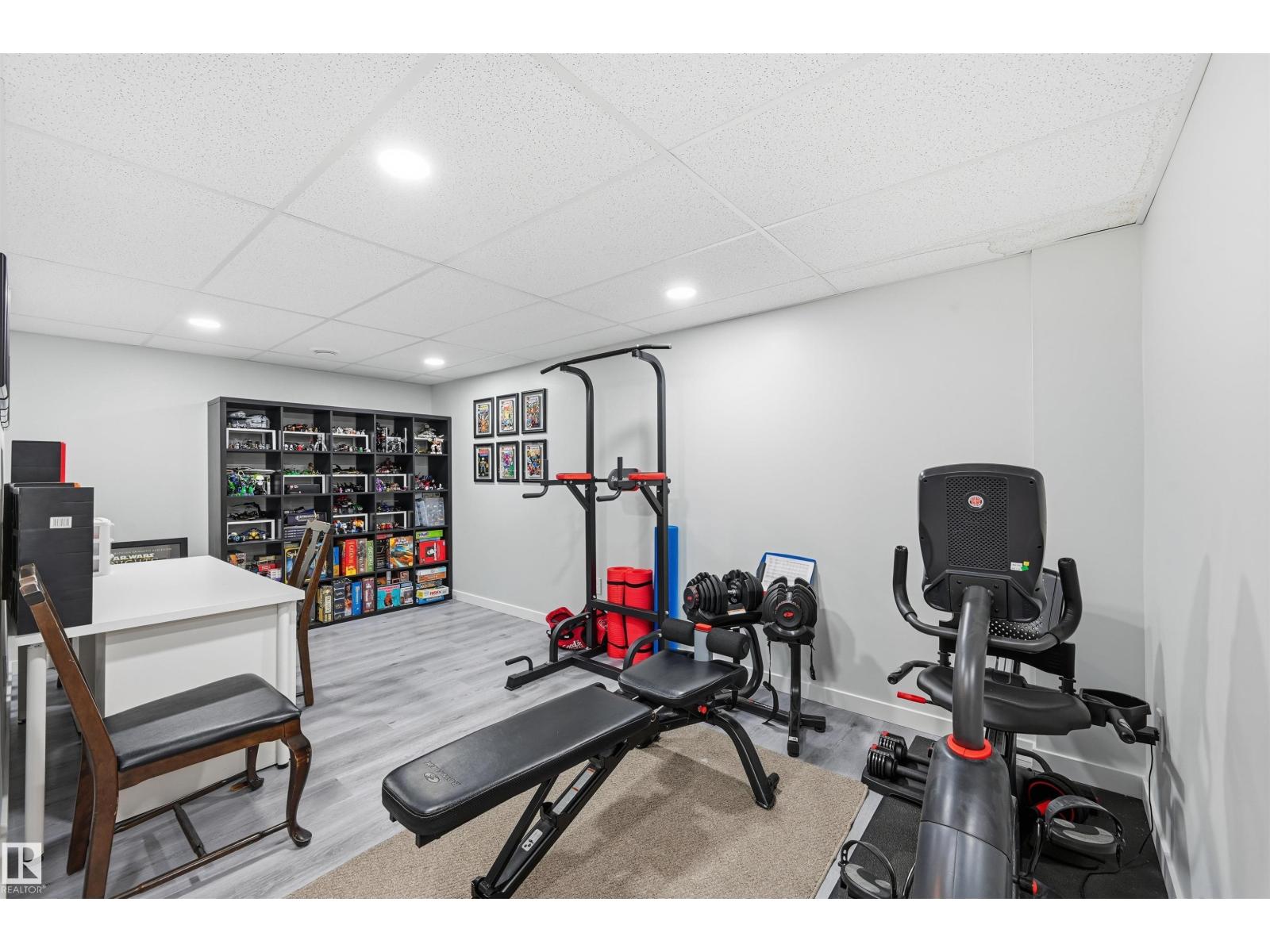 140 AXBRIDGE GA, Sherwood Park