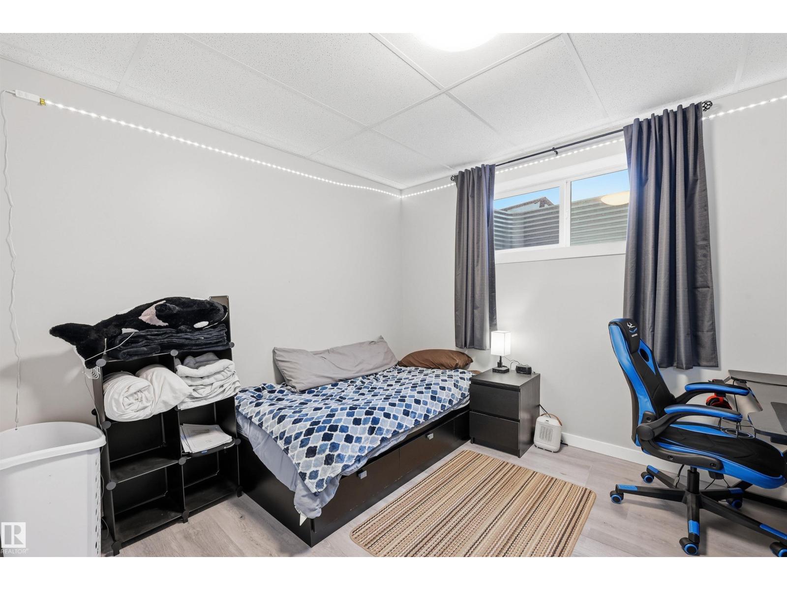 140 AXBRIDGE GA, Sherwood Park