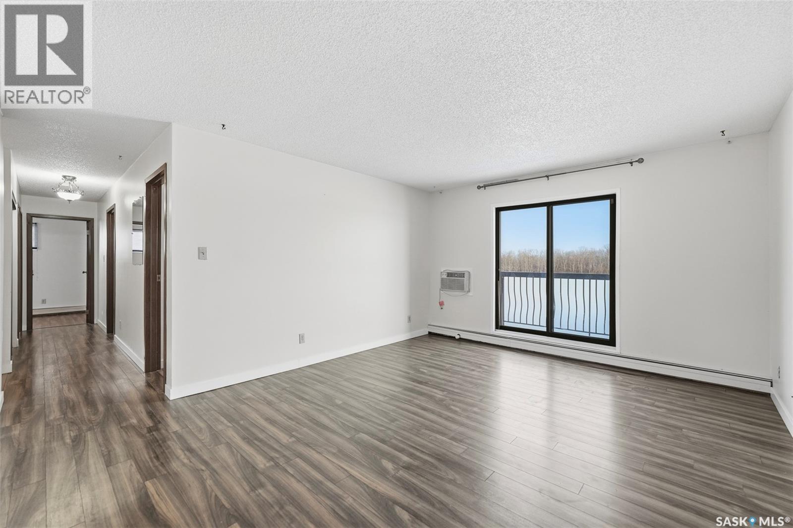 Single Family House Low rise for Sale in   Tait PLACE Saskatoon 