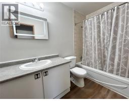 185 Chamberlain Crescent Unit# 313, Tumbler Ridge, BC V0C2W0 Photo 8