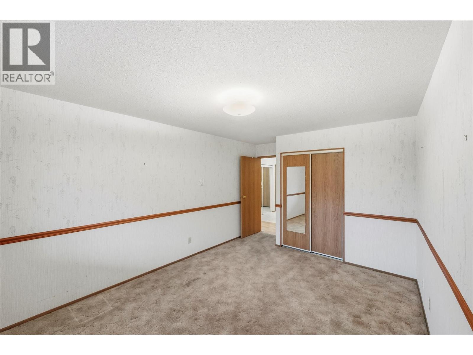 262 Kinney Avenue Unit# 102, Penticton