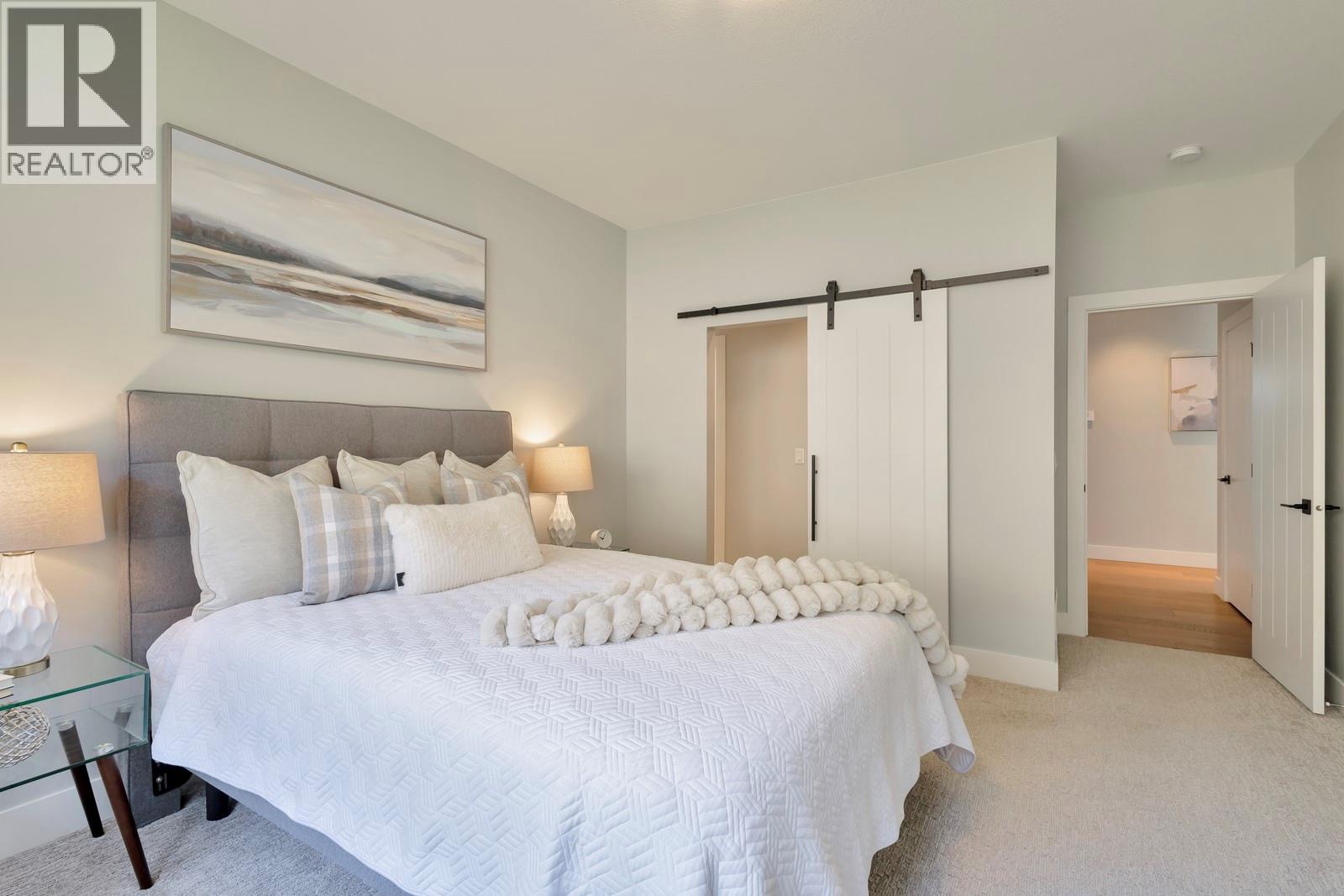  2594 Crown Crest Drive, West Kelowna