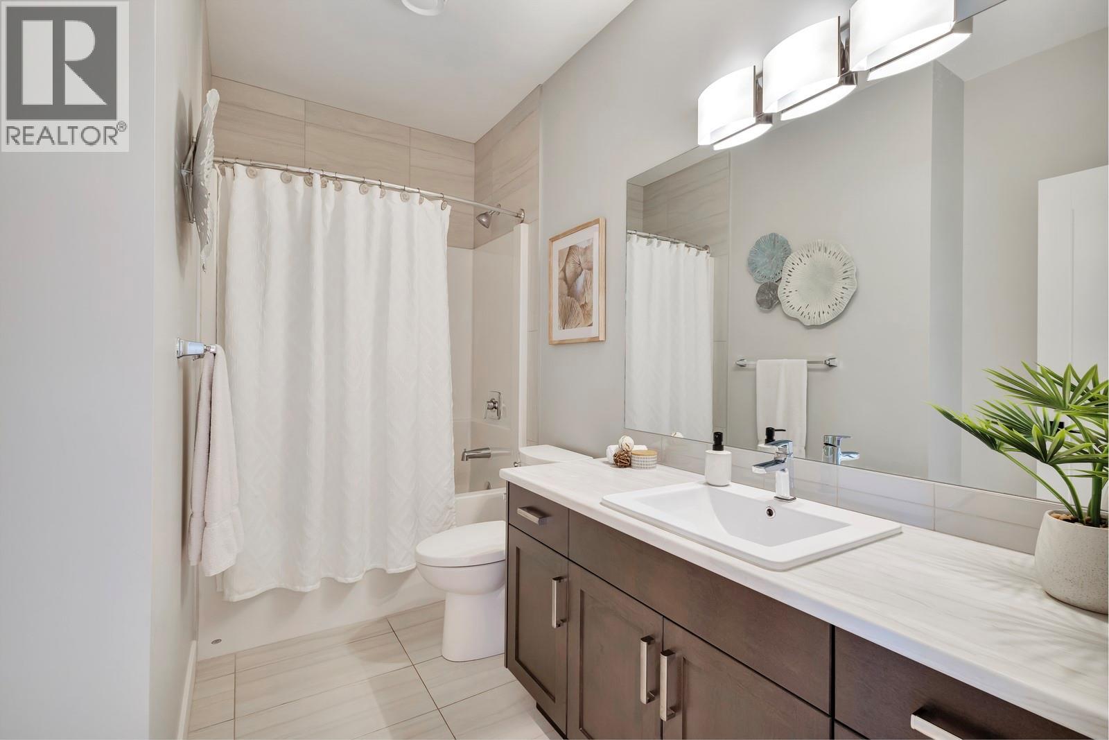  2594 Crown Crest Drive, West Kelowna