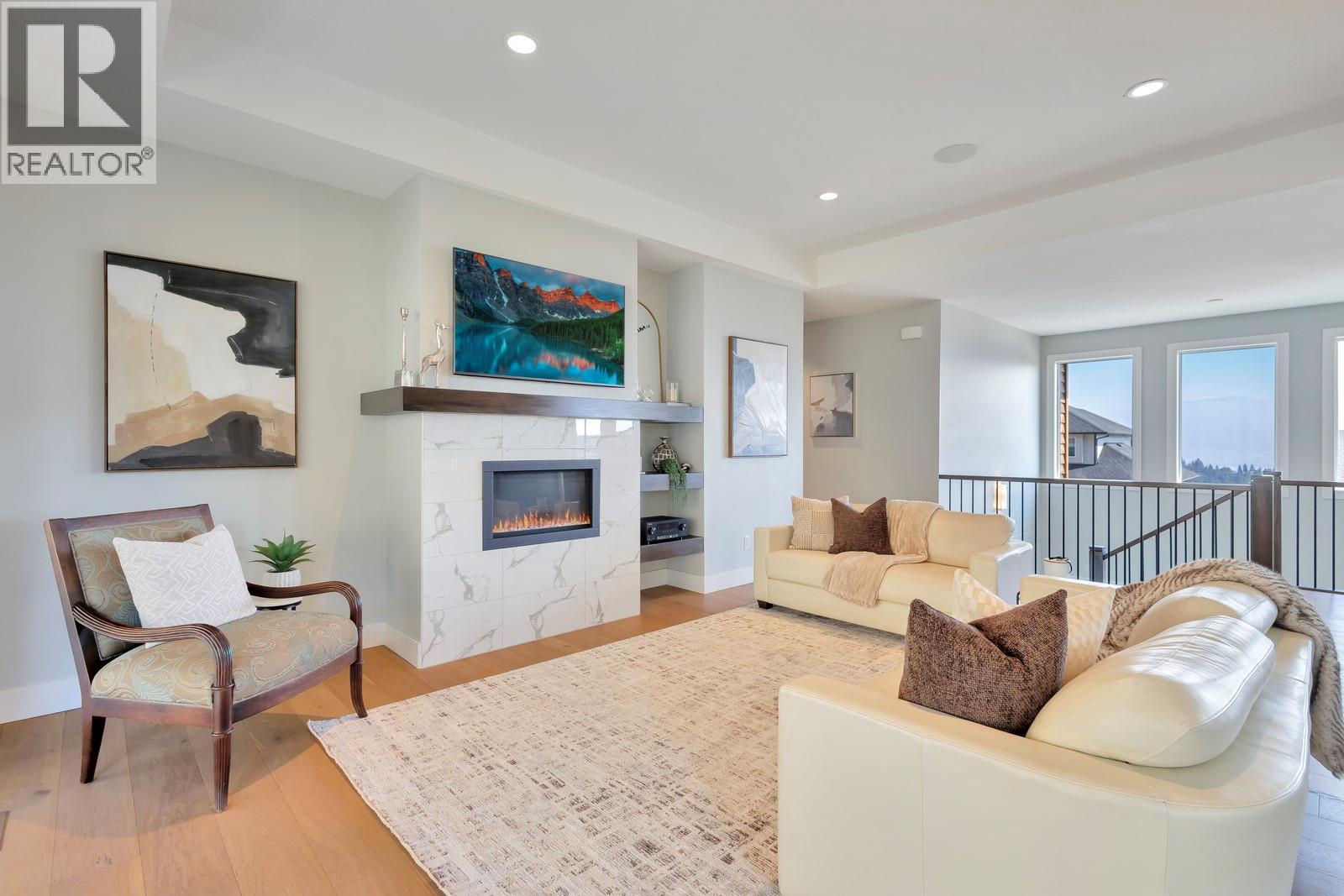  2594 Crown Crest Drive, West Kelowna