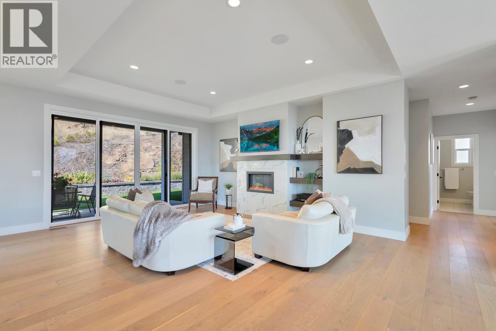  2594 Crown Crest Drive, West Kelowna