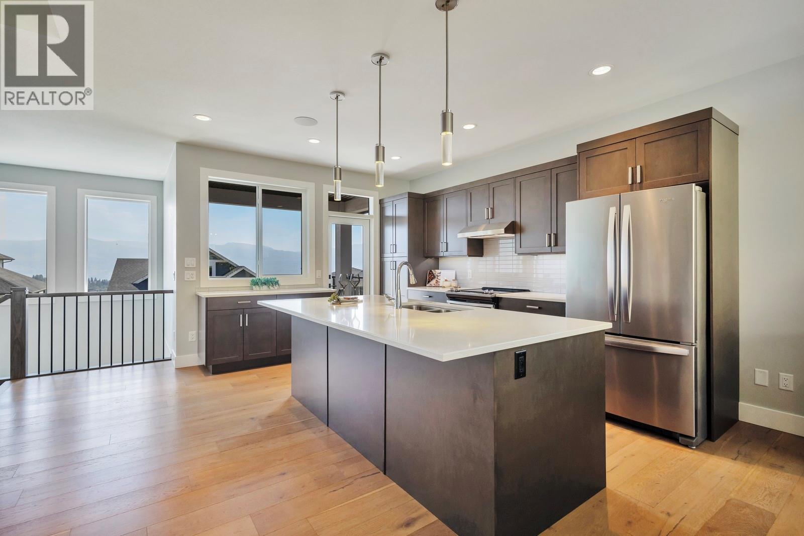  2594 Crown Crest Drive, West Kelowna