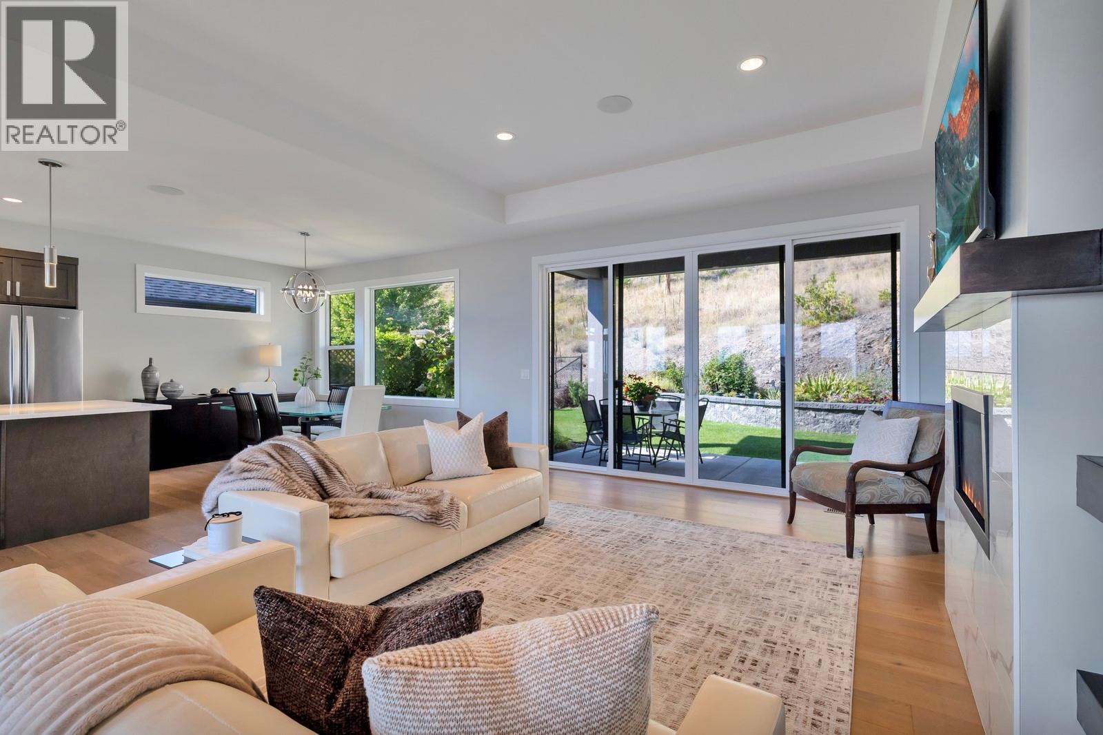  2594 Crown Crest Drive, West Kelowna