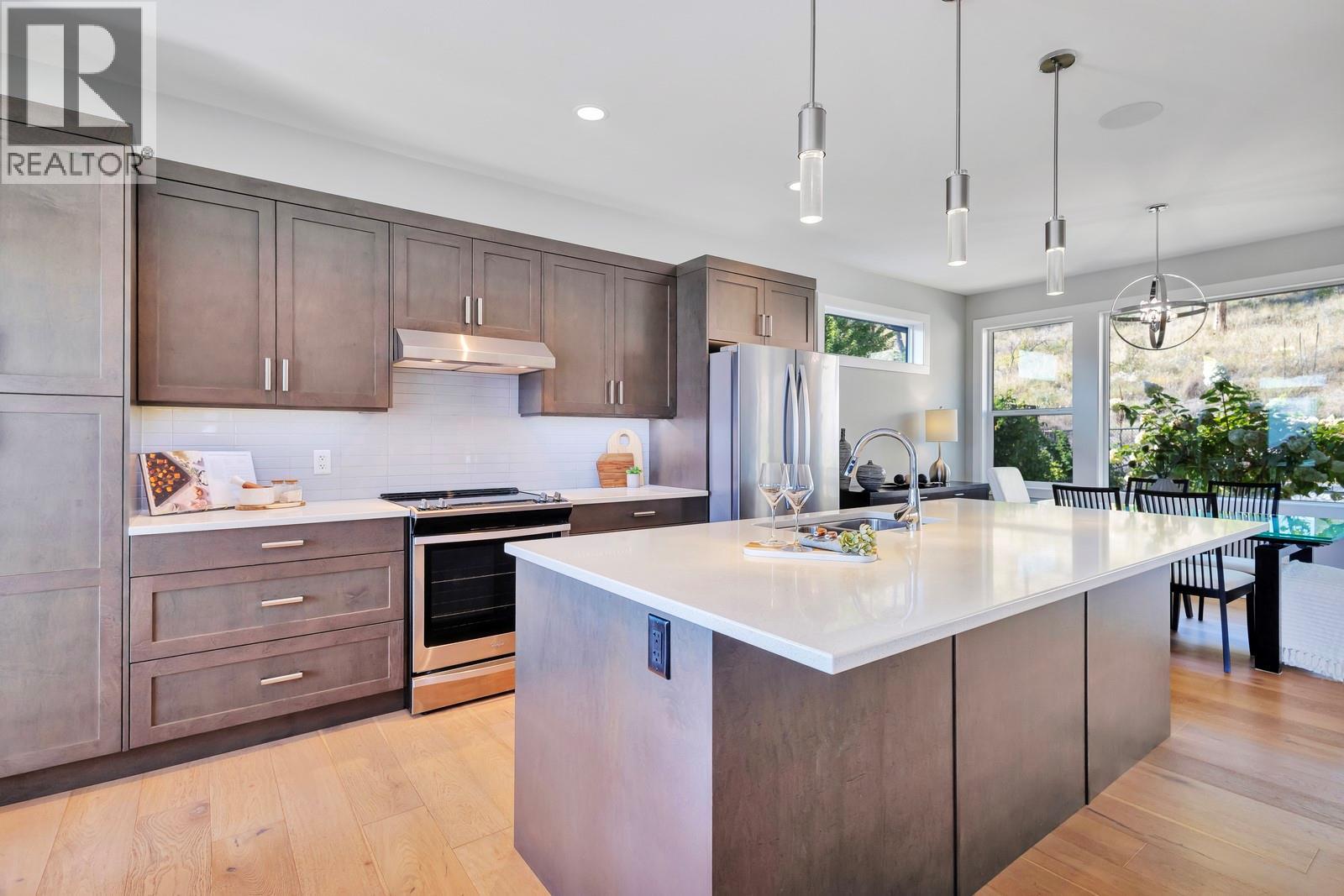  2594 Crown Crest Drive, West Kelowna