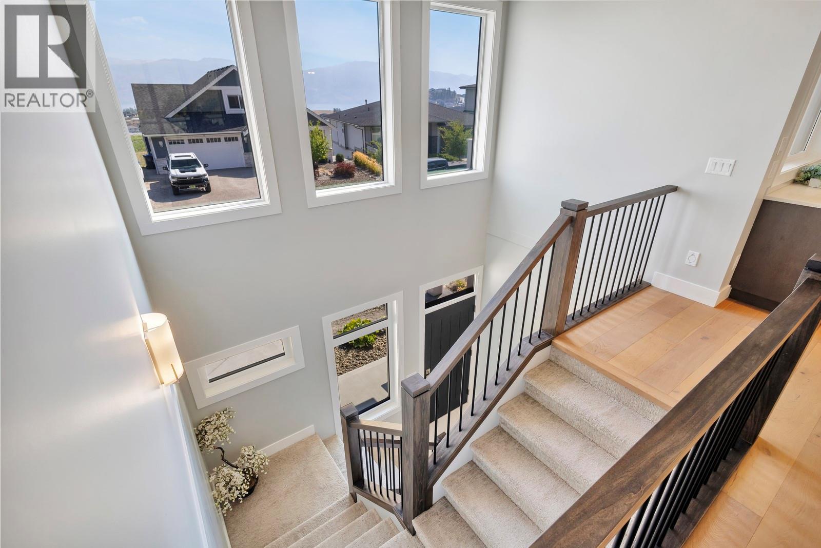  2594 Crown Crest Drive, West Kelowna