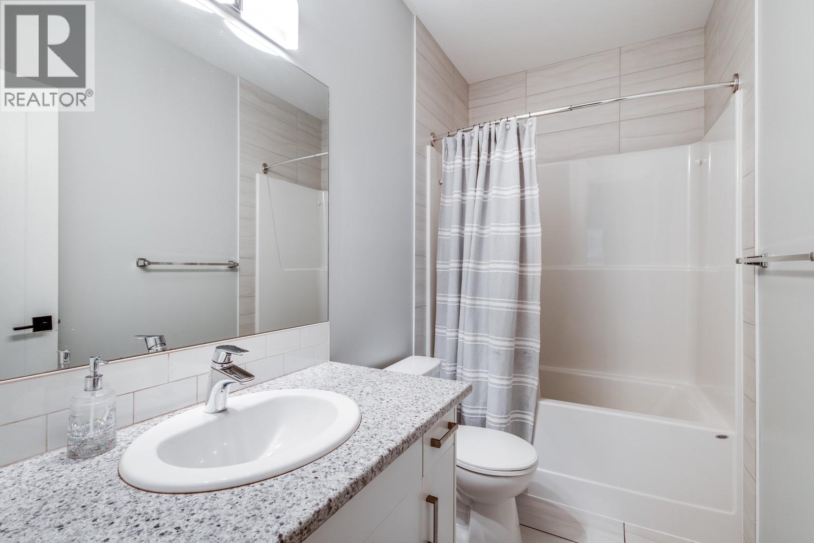  2594 Crown Crest Drive, West Kelowna