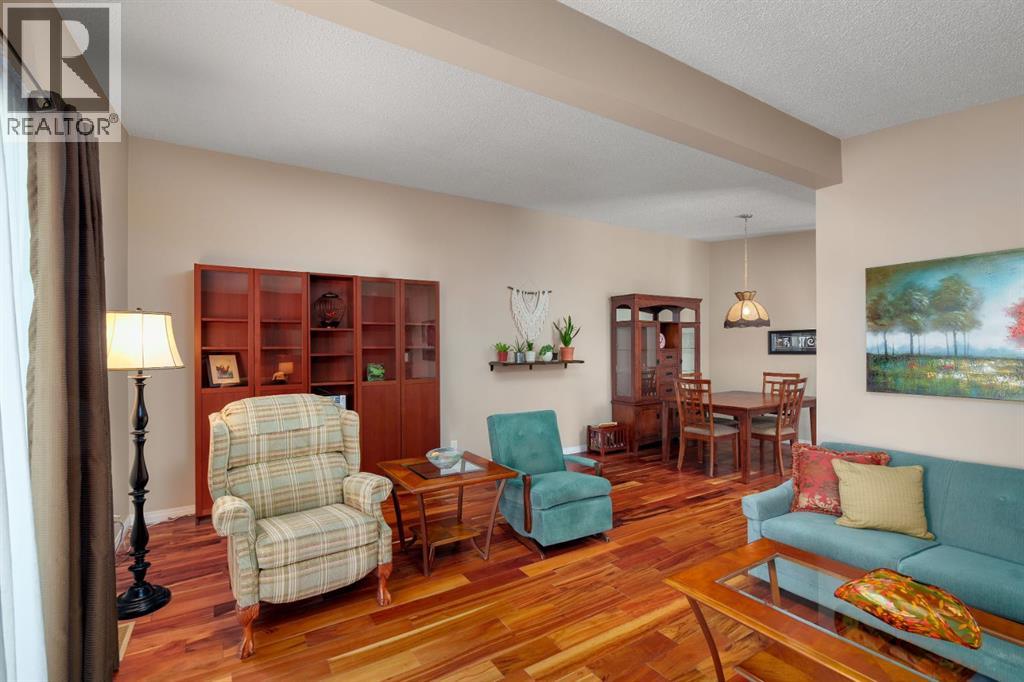 Single Family House Bi-level for Sale in   Street SE Forest Lawn Calgary 