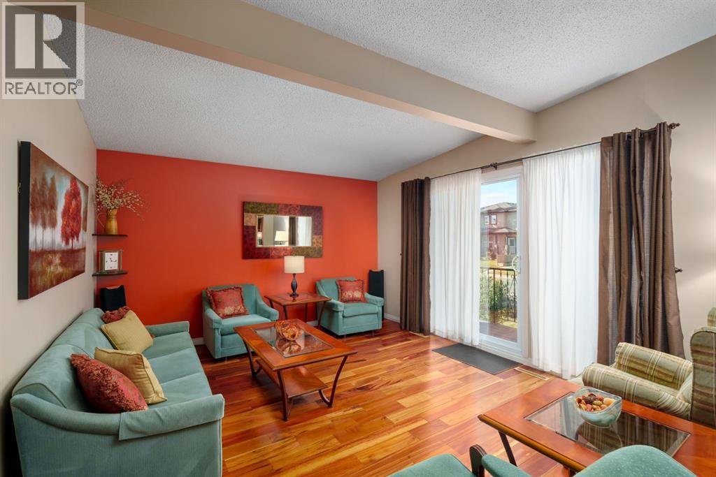 Single Family House Bi-level for Sale in   Street SE Forest Lawn Calgary 