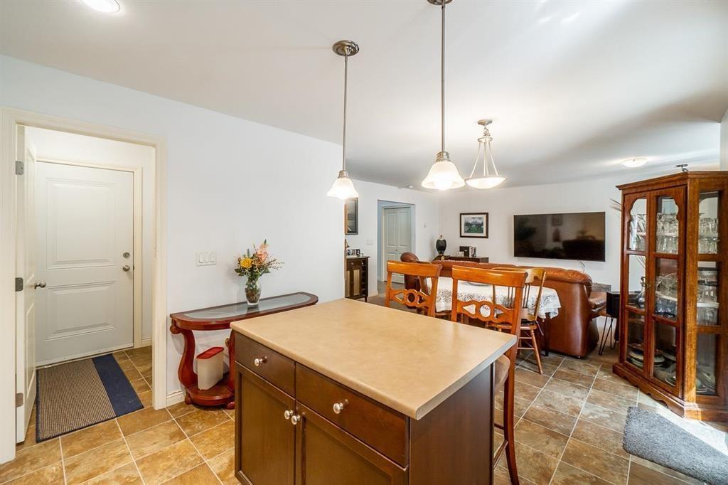 27 1175 7TH AVENUE, Hope, Hope