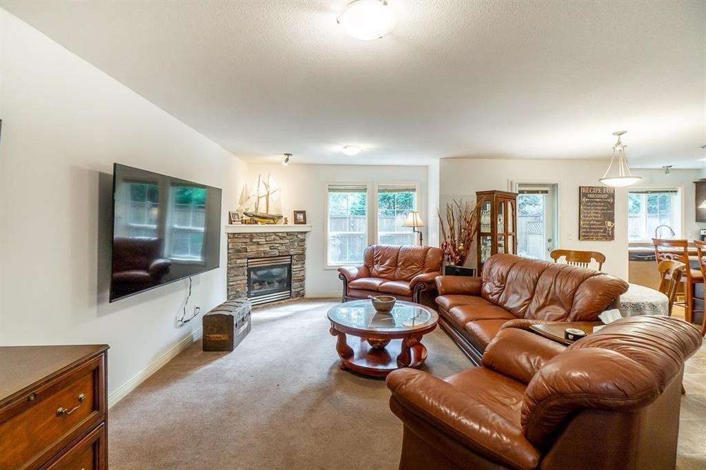 27 1175 7TH AVENUE, Hope, Hope