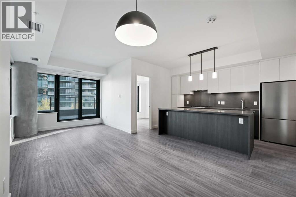 Single Family House for Sale in    Avenue SW Eau Claire Calgary 