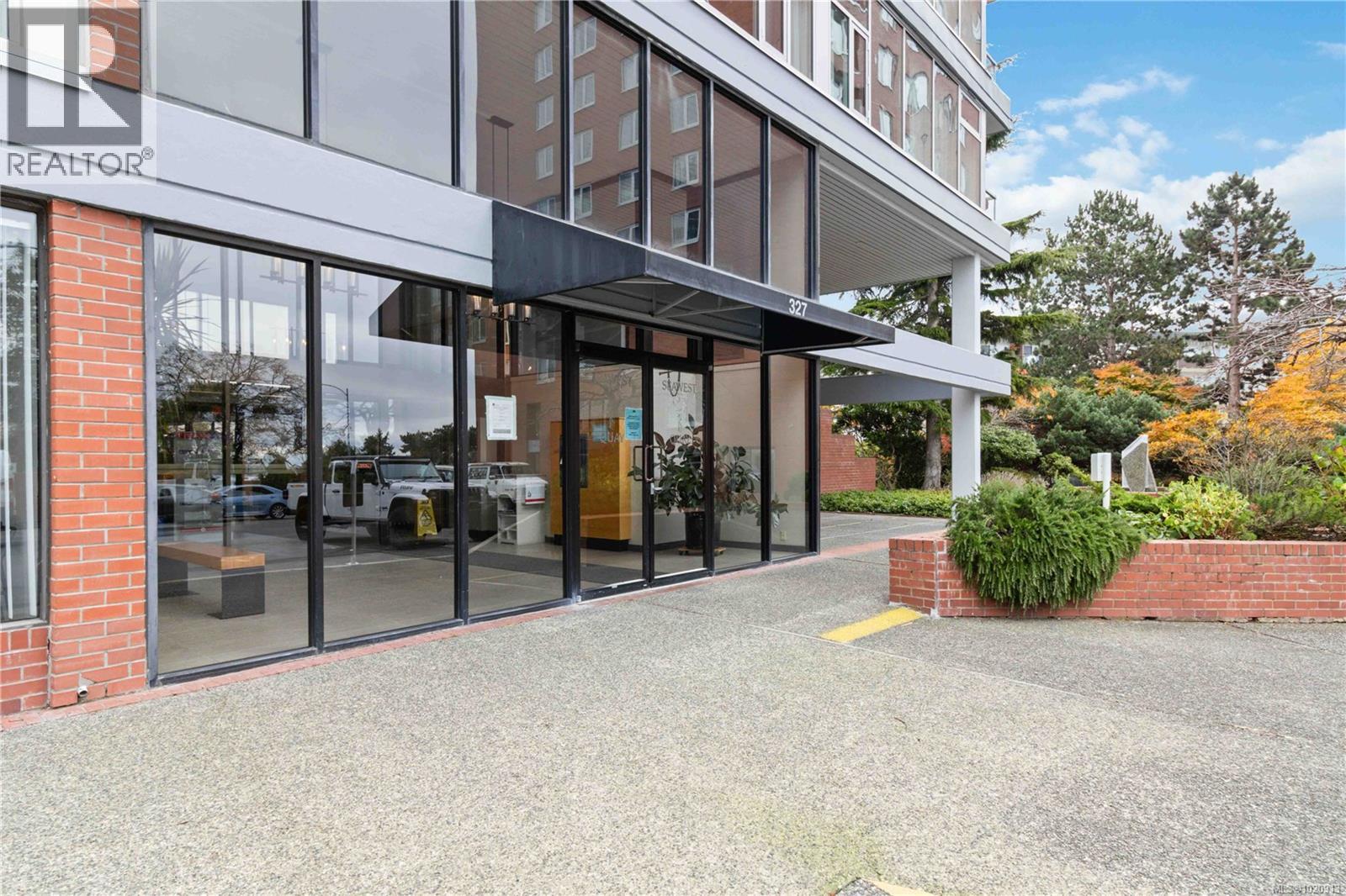 206 327 Maitland St, Victoria