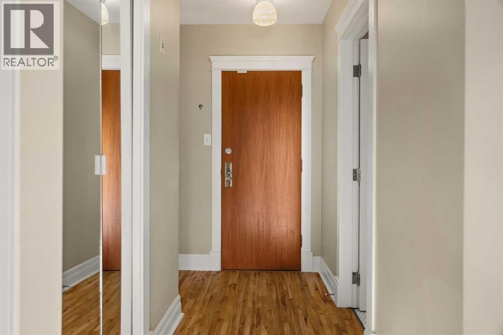 Single Family House for Sale in    Avenue SW Mission Calgary 