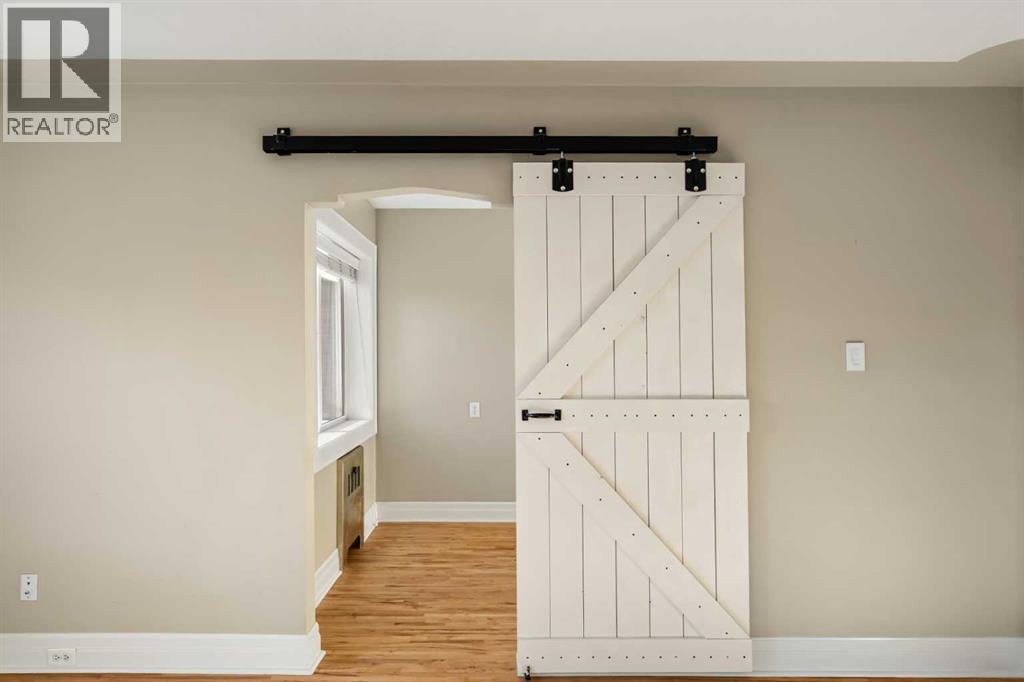 Single Family House for Sale in    Avenue SW Mission Calgary 